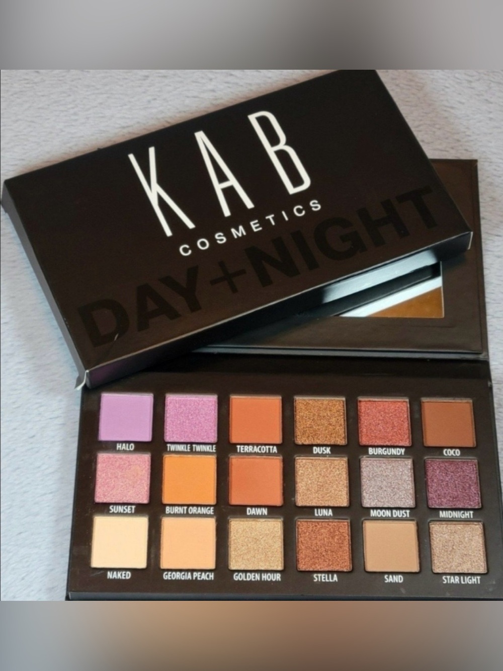 NEW! Kab Cosmetics Day + Night 18 Pan Eyeshadow Palette 21.6g/0.76oz Full Size